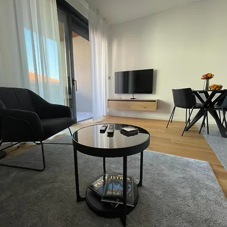 Domus Centrum With Free Parking شقة بولا
